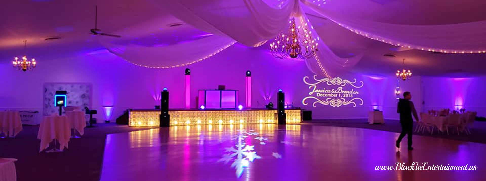 Up Lighting - Black Tie Entertainment at Encore in Strongsville